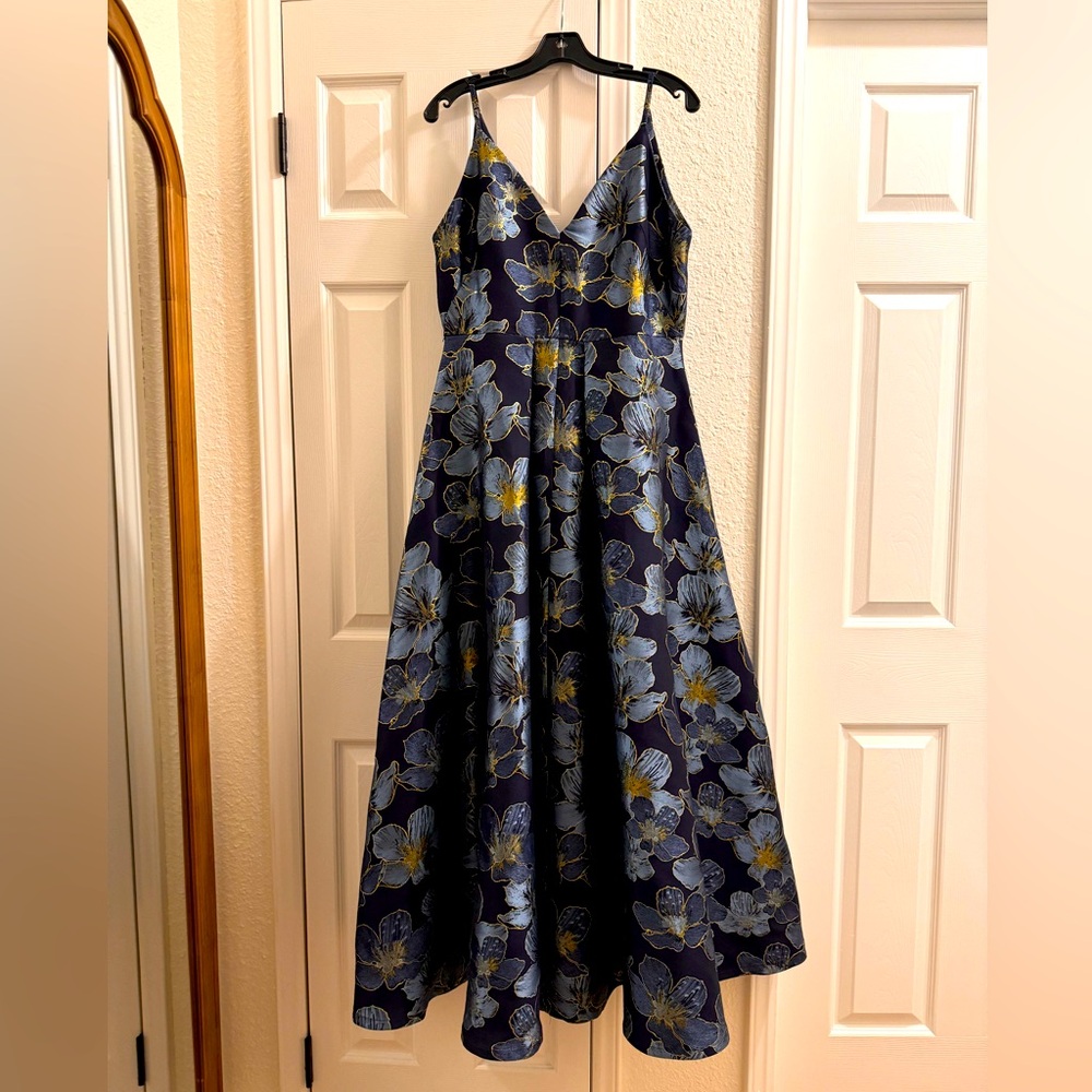 Calvin Klein Gown - Size 10